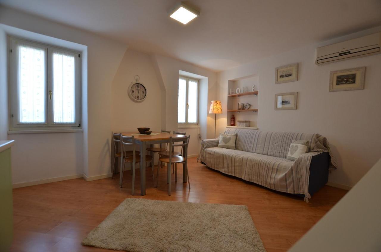 Stella 2 Sea View Apartment Rovinj Exterior foto