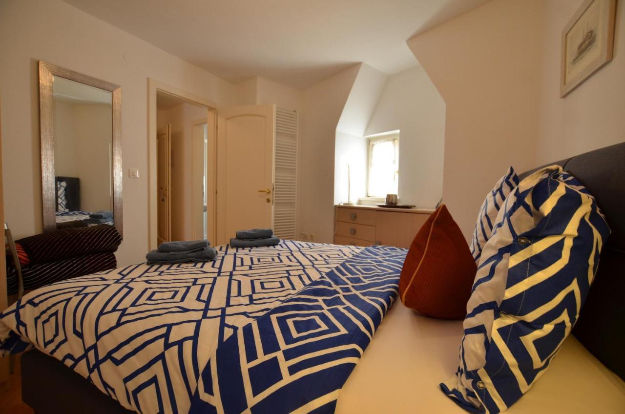 Stella 2 Sea View Apartment Rovinj Exterior foto