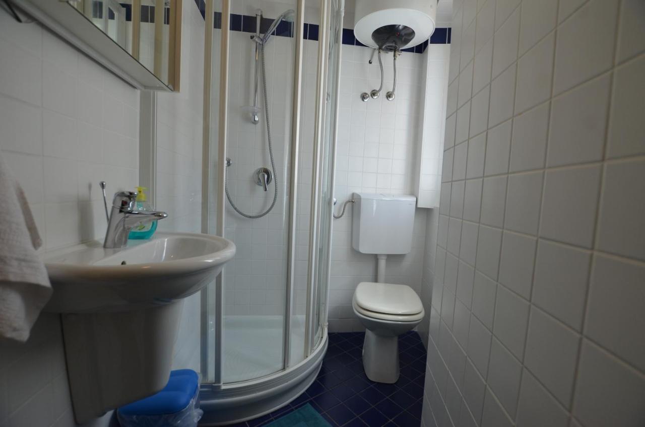 Stella 2 Sea View Apartment Rovinj Exterior foto